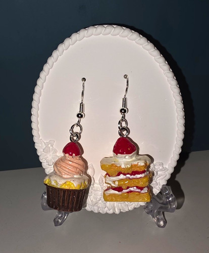 Cupcake cake slice - &, clay