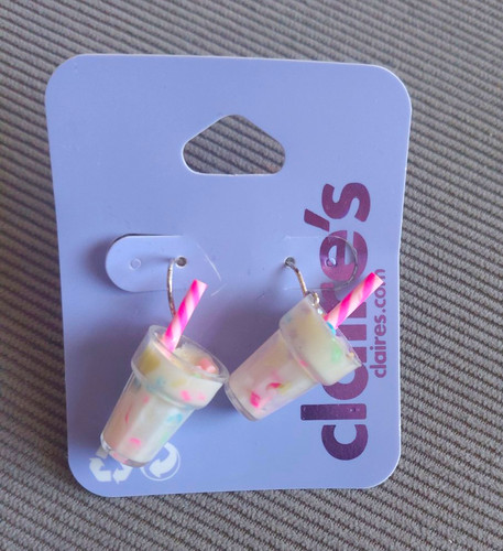 Claire novelty milkshake - claire's,